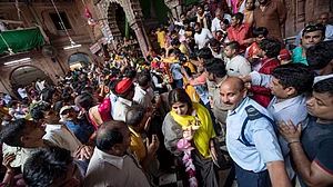 رُودر کنڈ کا افتتاح کرنے والے اکھلیش کا نام بی جے پی نے مٹا دیا
