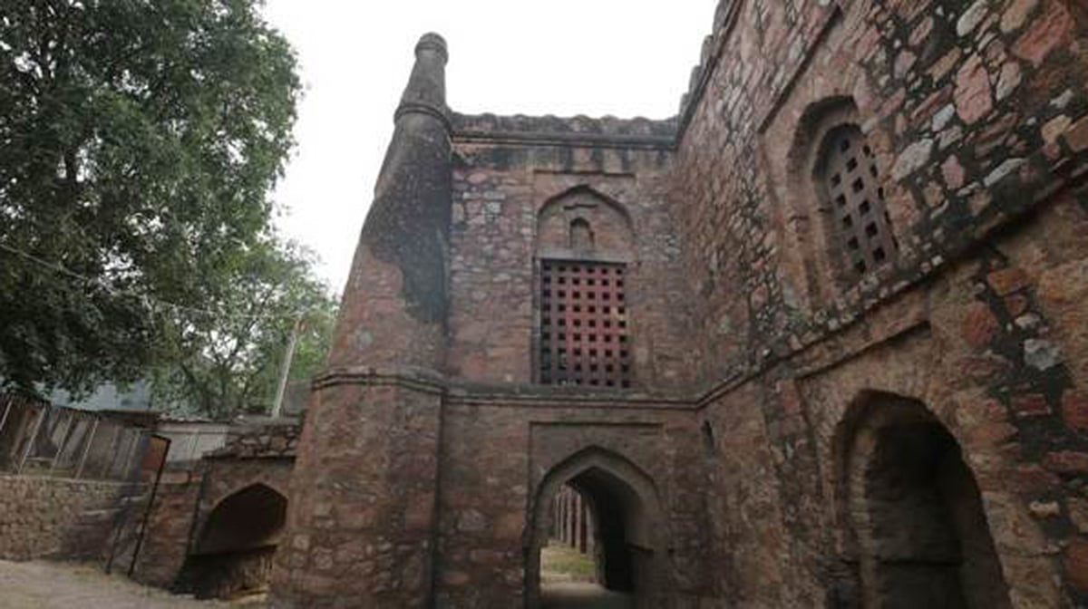 دہلی: ’کھڑکی مسجد‘ کو مہارانا پرتاپ کا قلعہ بنانے کی کوشش!