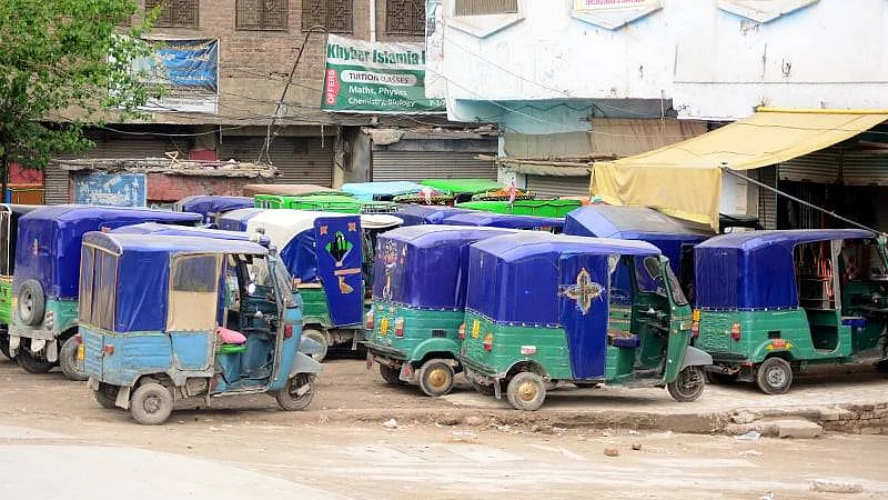 تصویر بشکریہ facebook.com/akbar.mayo