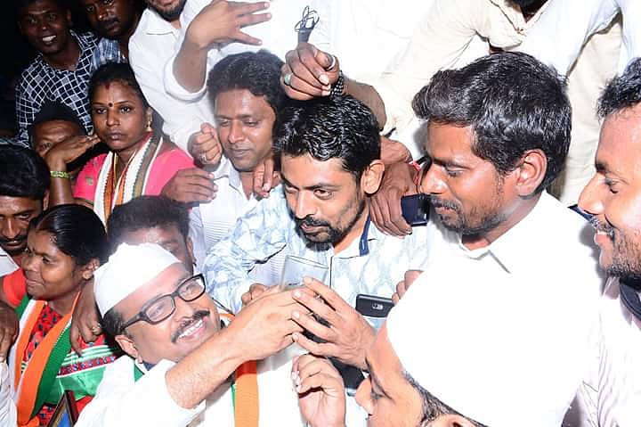 وانمباڈی: اسلم باشاہ کی ریلوے انڈر پاس کی تعمیر کے لئے کامیاب بھوک ہڑتال