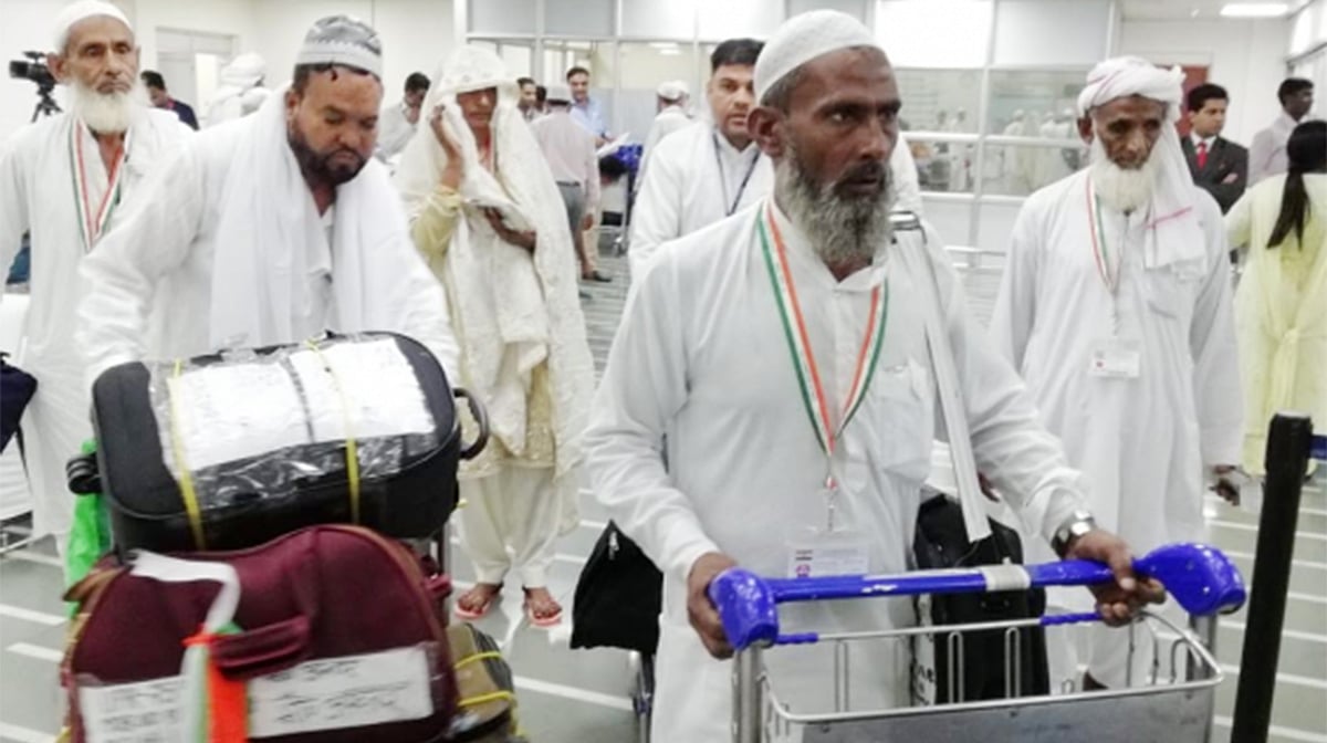 ہندوستانی عازمین کی روانگی کا سلسلہ شروع، دہلی سے 400 عازمین روانہ