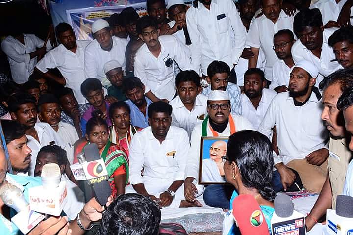 وانمباڈی: اسلم باشاہ کی ریلوے انڈر پاس کی تعمیر کے لئے کامیاب بھوک ہڑتال