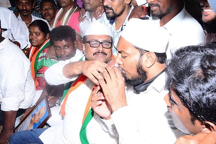 وانمباڈی: اسلم باشاہ کی ریلوے انڈر پاس کی تعمیر کے لئے کامیاب بھوک ہڑتال