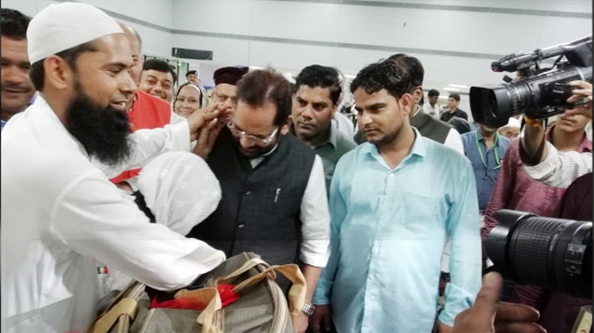 ہندوستانی عازمین کی روانگی کا سلسلہ شروع، دہلی سے 400 عازمین روانہ