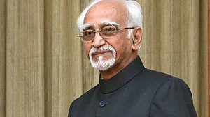 بڑھتے عدم برداشت اور گائے کے نام پر قتل کی ذمہ دار حکومت: حامد انصاری