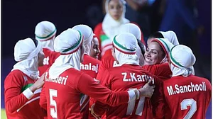 کبڈی: ہندوستانی خواتین کو ملا نقرئی، طلائی تمغہ پر ایران کا قبضہ