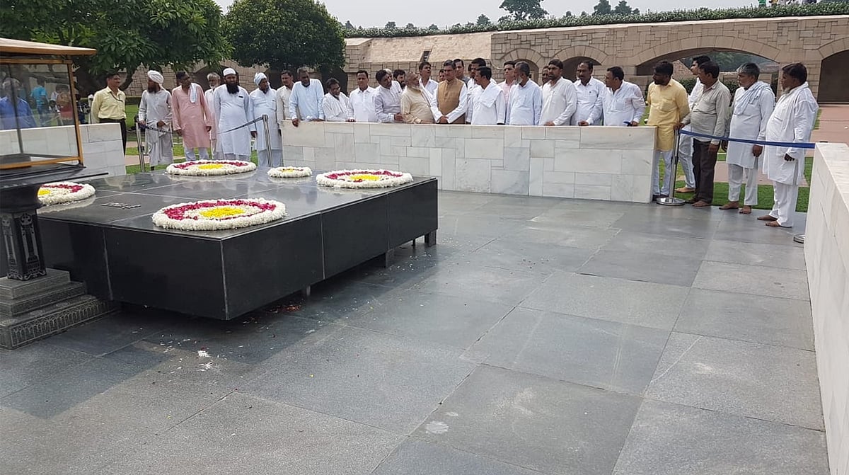 صاحب خان قتل معاملہ: راج گھاٹ پر اہل میوات کا گاندھی کی روح سے شکوہ