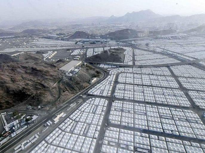 حج 2018: میدان عرفات میں لاکھوں فرزندان توحید دست بہ دعا