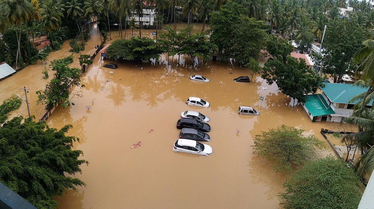 سیلاب سے مرنے والوں کی تعداد 225 پہنچی، 109 افراد لاپتہ