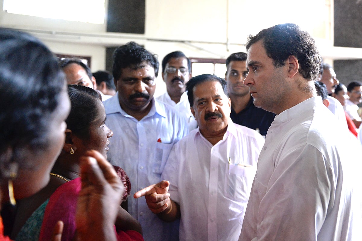 راہل گاندھی کا سیلاب زدہ کیرالہ کا دورہ، متاثرین سے ملاقات