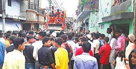 بریلی میں کانوڑیوں کی دہشت، 70 مسلم خاندانوں کی ہجرت