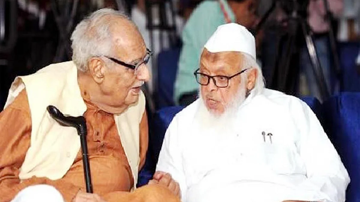 مولانا ارشد مدنی اور مرحوم کلدیپ نیر کی فائل فوٹو