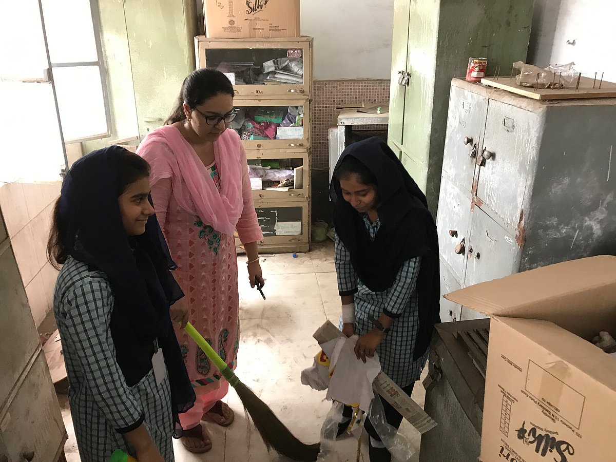 ڈاکٹر ذاکر حسین اسکول جعفرآباد میں سوچھ بھارت پکھواڑا-2018 کا شاندار آغاز