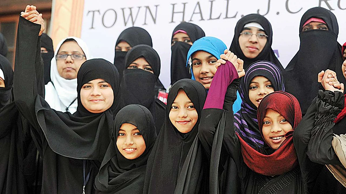 طلاق ثلاثہ: مسلم خواتین پر کوئی ظلم نہیں ہو رہا