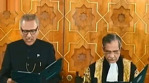 عارف علوی نے پاکستان کے صدر عہدہ کا حلف لیا