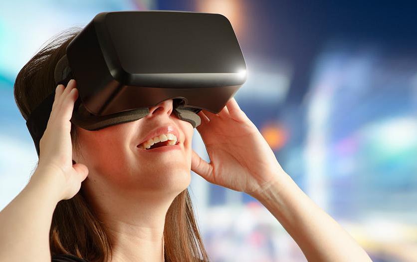 ورچوئل ریئلیٹی: انسانی دماغ کو دھوکہ دینے والی تخیلات کی دُنیا