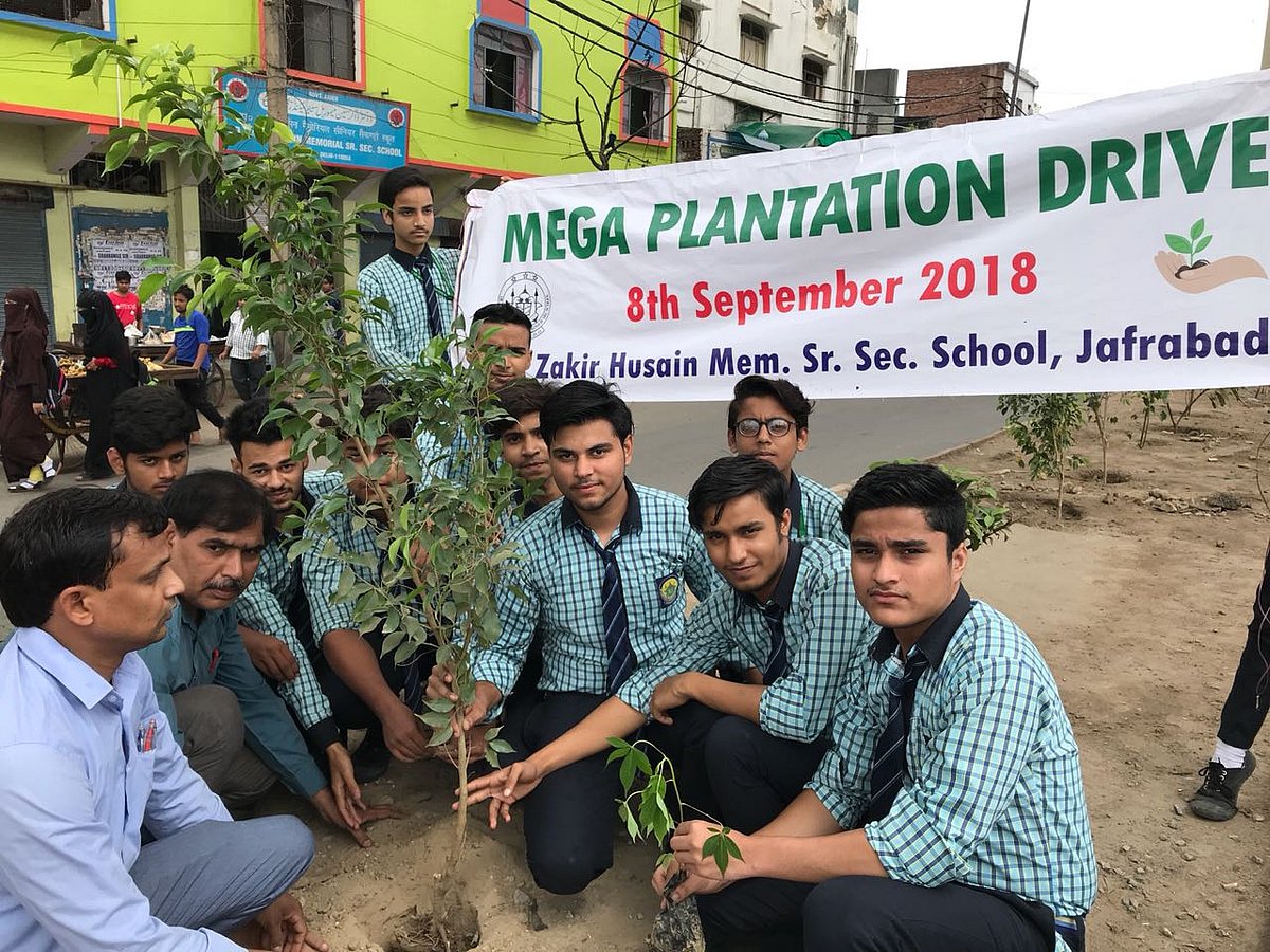 دہلی میں عظیم شجر کاری مہم میں ڈاکٹر ذاکرحسین اسکول، جعفر آباد پیش پیش