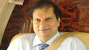 مودی، چوکسی اور مالیا کے بعد نتن سندیسارا بھی فرار، 5000 کروڑ کے غبن کا الزام