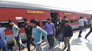 گجرات: گیا کے نوجوان کا پیٹ پیٹ کر قتل، یو پی-بہار کے لوگوں میں دہشت