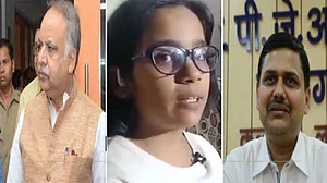 یو پی وزیر اور ضلع مجسٹریٹ نے خاموش رہنے کی دھمکی دی: وویک تیواری کی بیٹی