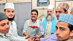 ملک میں آپسی منافرت پھیلانے کی کوشش انتہائی خطرناک: سنجے نروپم