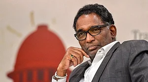 سپریم کورٹ کے سابق جج چیلامیشور کے بیٹے کو گرفتار کرنے کی دھمکی!