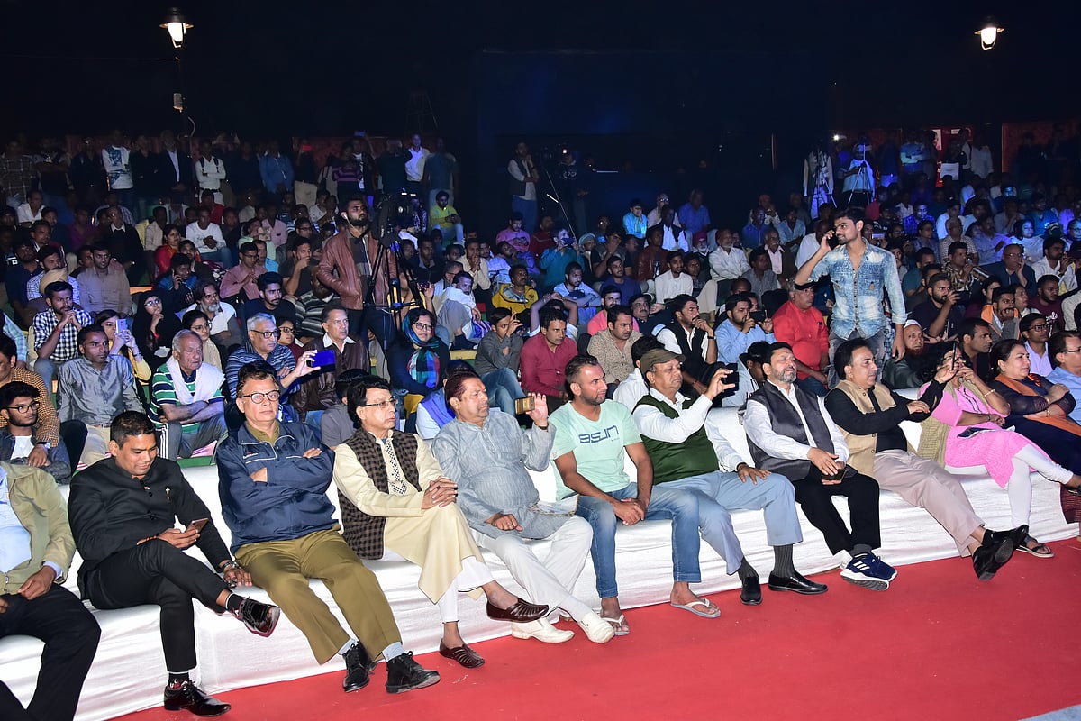 جشن وراثت اردو:  گاندھی جی کو پیش کی گئی خراج عقیدت 