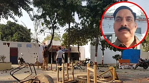 بلند شہر: انسپکٹر کے لواحقین کے برابر سمت کے گھر والوں کو معاوضہ دینے کا مطالبہ