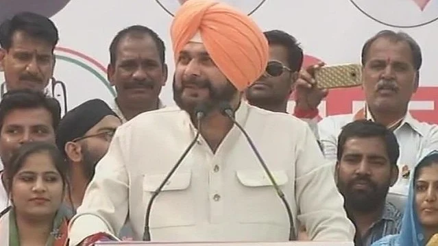 تصویر سوشل میڈیا