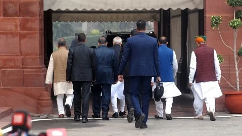 تصویر قومی آواز