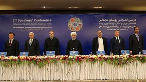 امریکی ’اقتصادی دہشت گردی‘ کے خلاف ایران کا علاقائی محاذ