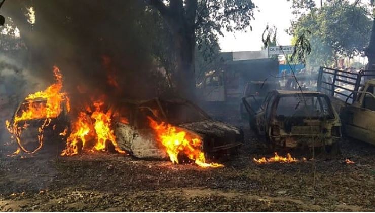 بلند شہر تشدد: گئوکشی کے ملزمین پر سختی لیکن انسپکٹر سبودھ کے قاتلوں پر نرمی کیوں!