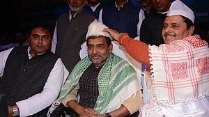 بریانی کھلا کر کوئی پارٹی مسلمانوں کا ووٹ حاصل نہیں کر سکتی: اپندر
