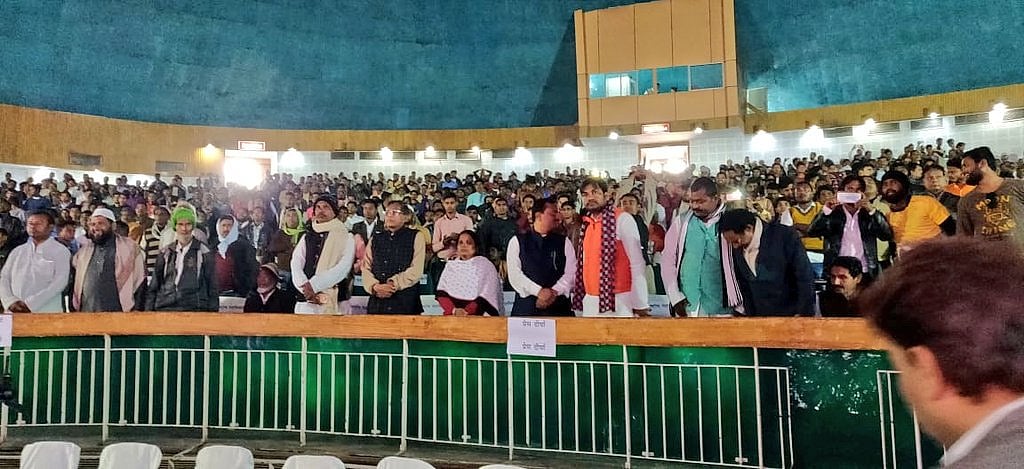 بریانی کھلا کر کوئی پارٹی مسلمانوں کا ووٹ حاصل نہیں کر سکتی: اپندر