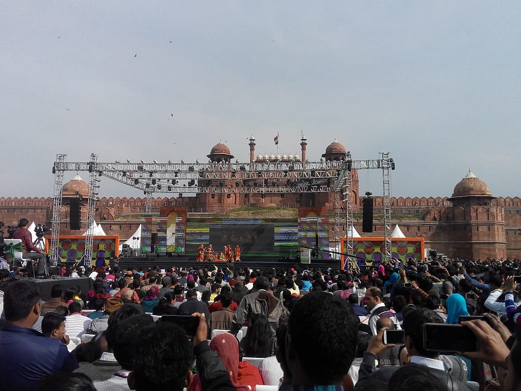 لال قلعہ: یوم جمہوریہ کی جھانکیاں دیکھنے والوں کا لگا تانتا