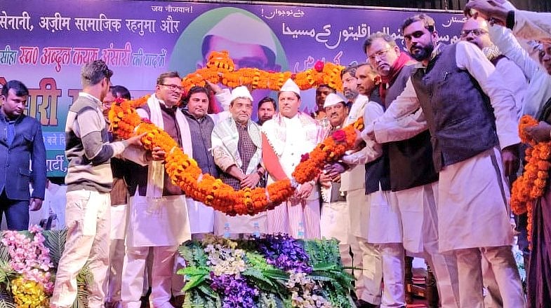 بریانی کھلا کر کوئی پارٹی مسلمانوں کا ووٹ حاصل نہیں کر سکتی: اپندر