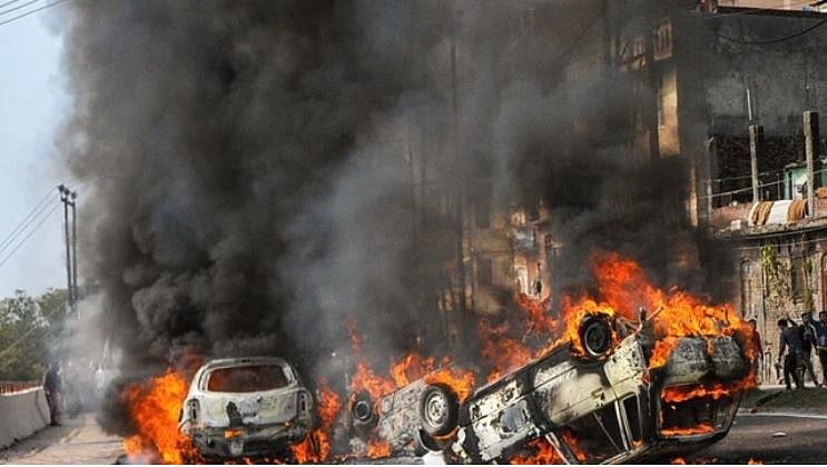 ویڈیو... بند کے باوجود جموں میں تشدد، ماحول خراب کرنے کی کوشش