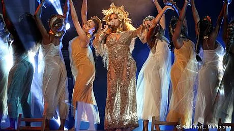 مدھر آوازوں نے سجائی لاس اینجلس کی خوبصورت شام