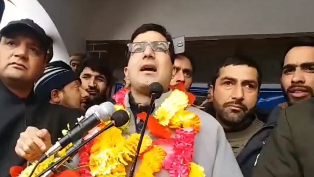 جموں و کشمیر: شاہ فیصل کا بڑا اعلان، پارلیمانی انتخابات میں حصہ نہیں لے گی اُن کی پارٹی