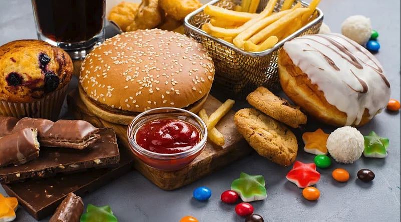 خواتین کے لیے بچوں کی صحت کا خیال رکھنا ایک چیلنج