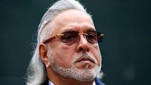 ’میرے پیسے سے جیٹ ایئرویز کو بچاؤ‘، بھگوڑے مالیا کا بینکوں کو آفر