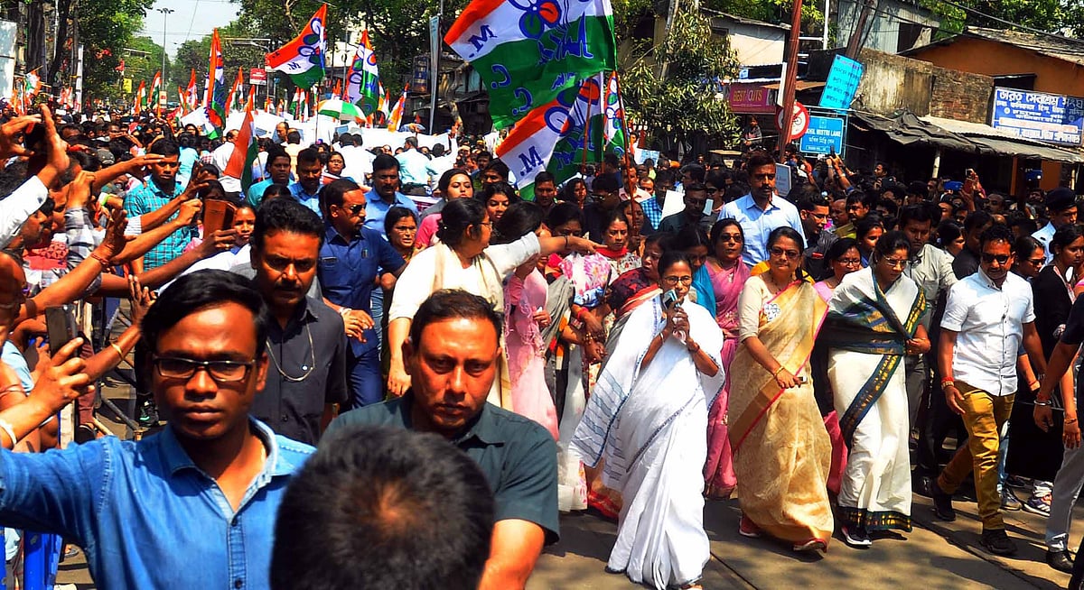 مودی حکومت ملک میں امن وامان کا ماحول قائم کرنے میں ناکام: ممتا بنرجی