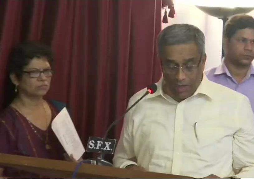 گوا: ساوَنت نے 2 بجے رات میں لیا وزیر اعلیٰ عہدہ کا حلف، کانگریس نے بتایا جمہوریت کا قتل