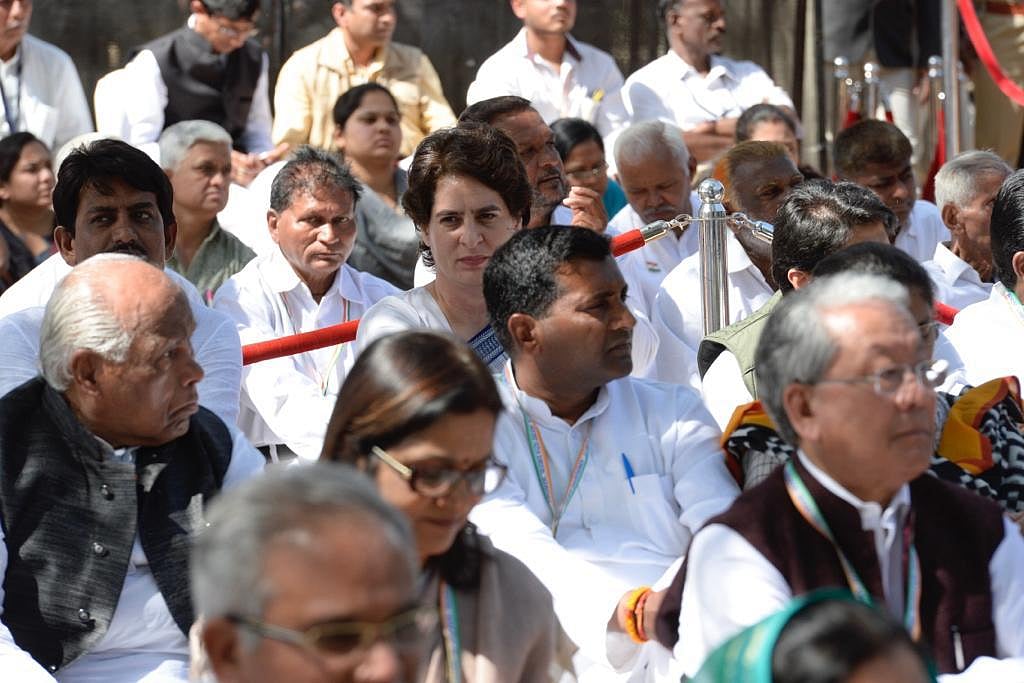 سی ڈبلیو سی اجلاس: آر ایس ایس-بی جے پی نظریات کو شکست دینے کا کانگریس کا عزم