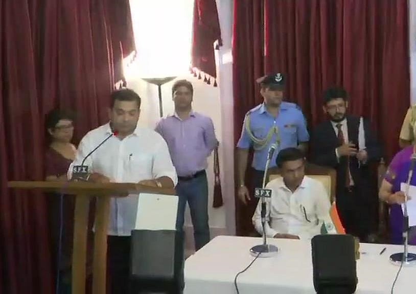 گوا: ساوَنت نے 2 بجے رات میں لیا وزیر اعلیٰ عہدہ کا حلف، کانگریس نے بتایا جمہوریت کا قتل