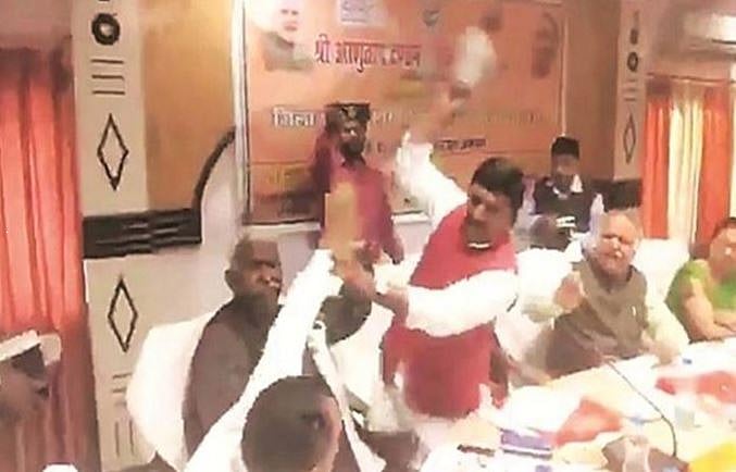 بی جے پی کے ’جوتا مار‘ رکن پارلیمنٹ کا کٹ گیا ٹکٹ