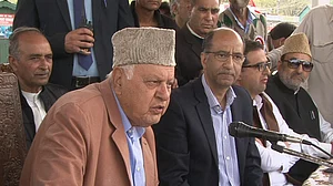 رواں پارلیمانی انتخابات فرقہ پرستوں کو شکست دینے کا بہترین موقع: فاروق عبداللہ