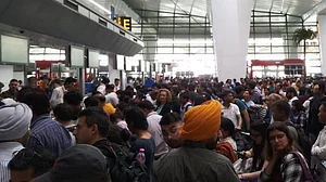 سرور میں گڑبڑی کے سبب ایئر انڈیا کی پروازیں 6 گھنٹے معطل