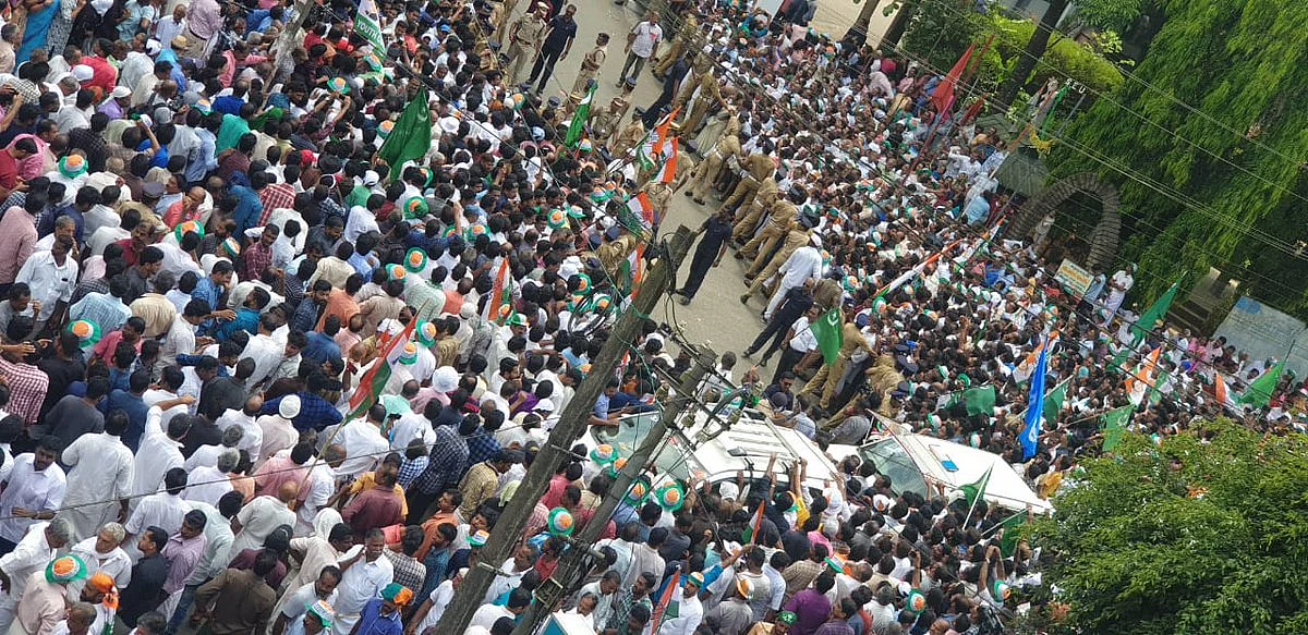 کیرالہ: راہل گاندھی کا زبردست استقبال، عوام نے سر آنکھوں پر بٹھایا، دیکھیں تصویری جھلکیاں