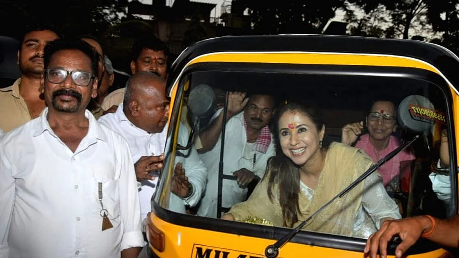 ارمیلا ماتونڈکر، ٹصویر سوشل میڈیا